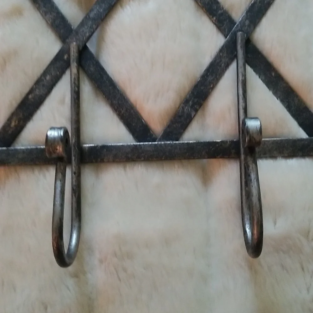 Home Interiors Metal 5 Hook Rack